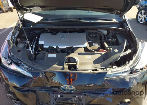 2021 Toyota Prius Le из США, поврежденный, VIN JTDKAMFU5M3146454